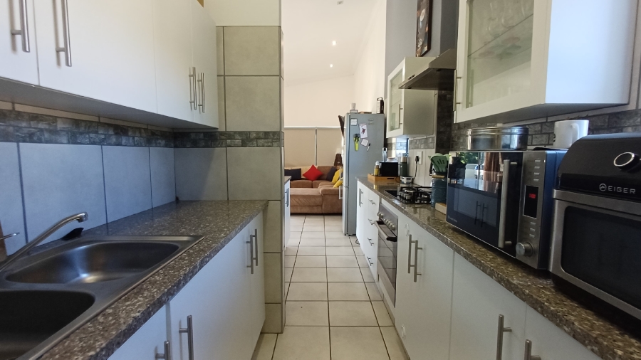 2 Bedroom Property for Sale in Island View Western Cape